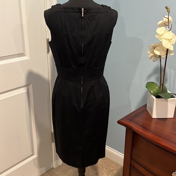 White, House, Black Market, Black summer dress. Size 6. - Picture 3 of 3